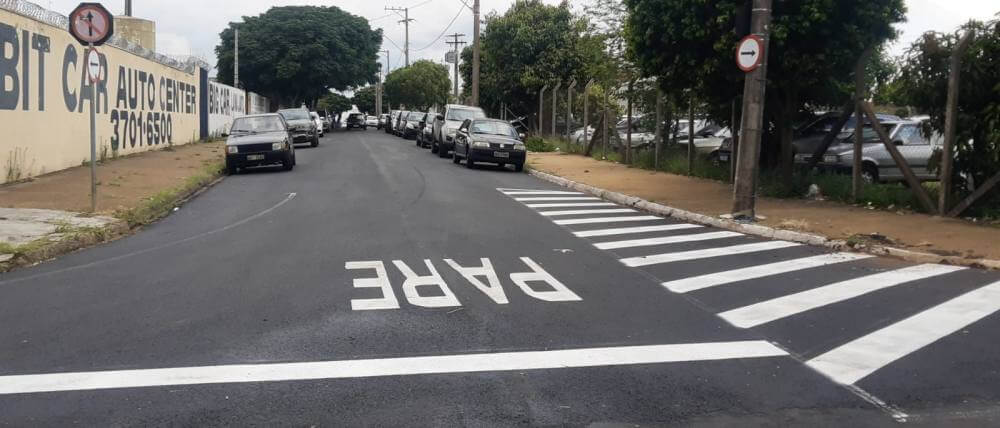 Prefeitura sinaliza ruas recapeadas em bairros da região Sul