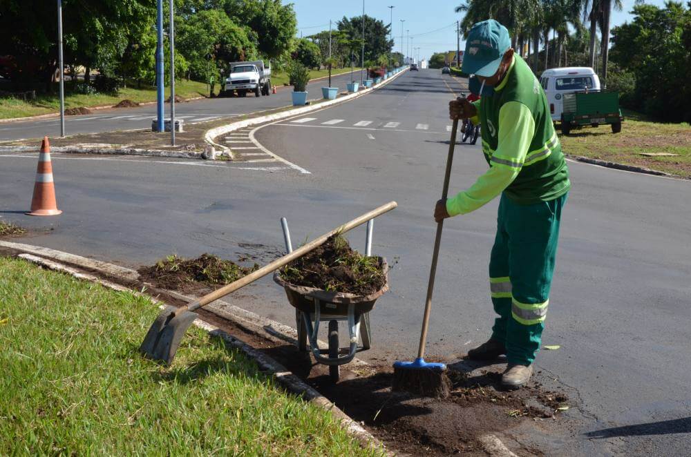 Limpeza Urbana: equipes seguem nas regiões do Brasilândia e Paulistano