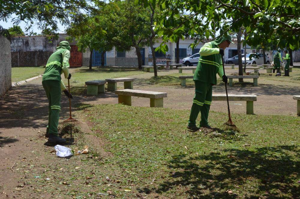 Limpeza urbana atua no Leporace, São Joaquim e São Vicente