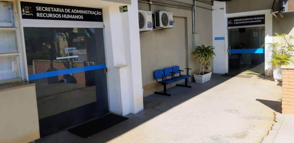 Administração publica convocações para as provas dos concursos públicos