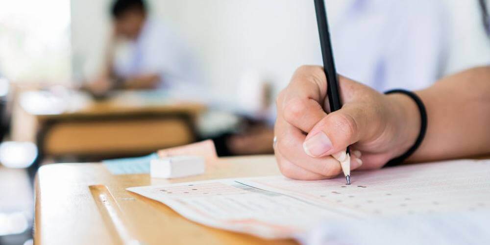 Inscrições para concursos públicos terminam dia 8