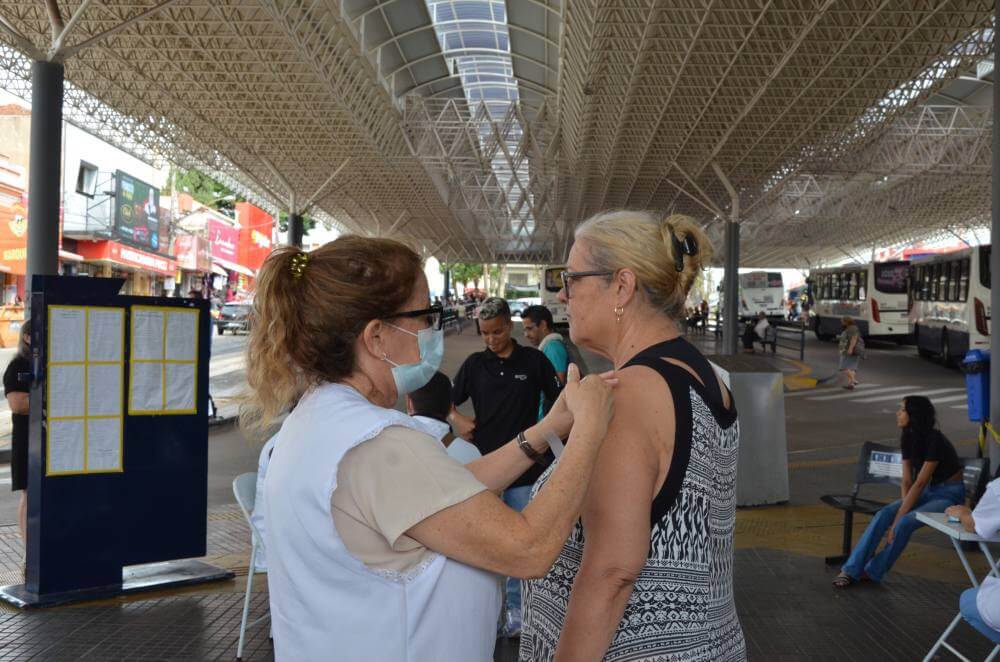 Saúde abre primeira dose contra a Covid-19 para crianças a partir de 6 meses sem comorbidades