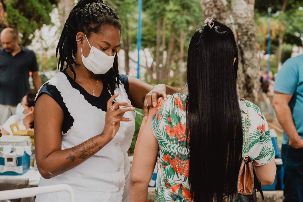 Vacinação Itinerante imuniza 800 pessoas em 3 dias e segue no Terminal Rodoviário