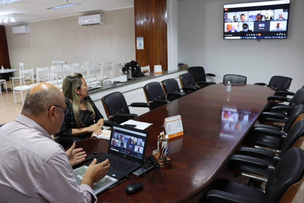 Reunião na Prefeitura discute ampliação de vagas na Santa Casa