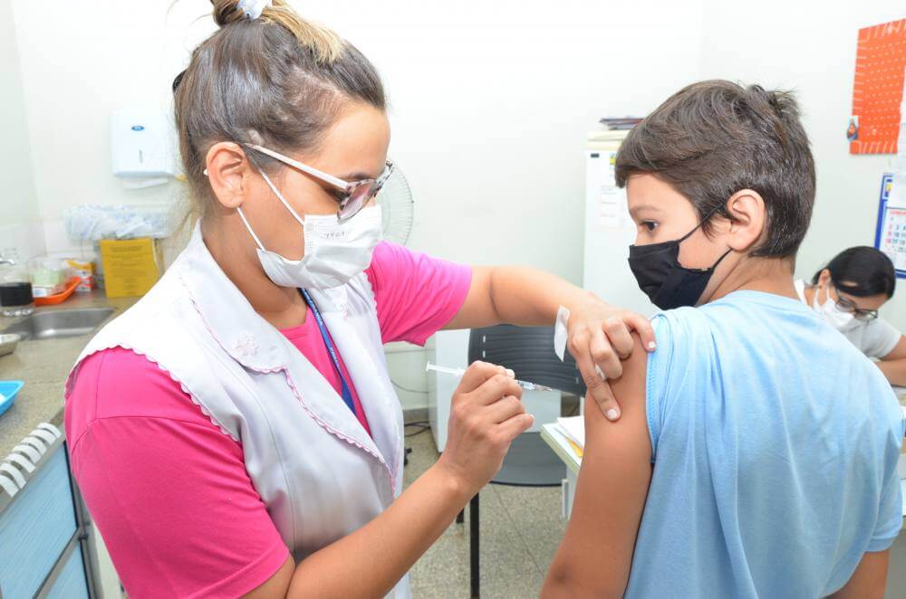 Saúde alerta para baixa imunização de crianças contra Covid