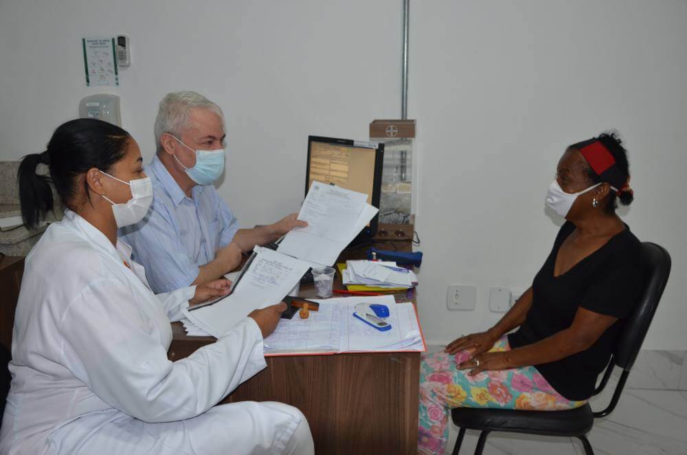 Saúde segue com consultas ginecológicas em clínicas credenciadas
