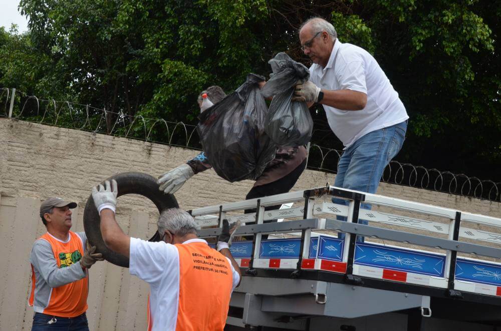 Arrastão da Dengue recolhe 720 quilos de materiais na Região Oeste