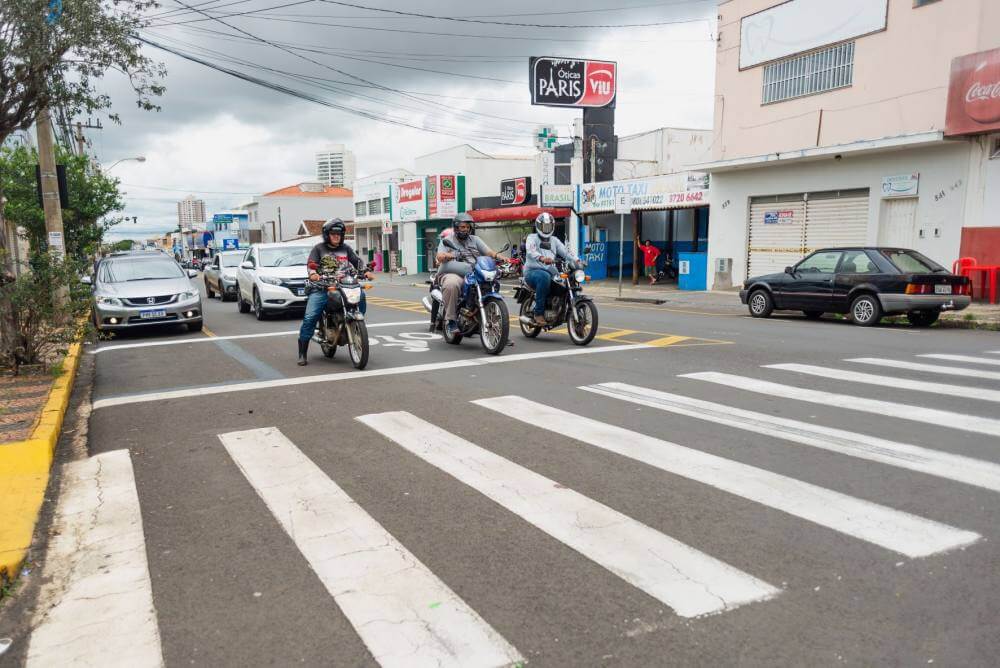 Prefeitura melhora sinalização para maior segurança dos motociclistas