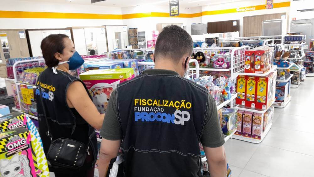 Procon orienta consumidores sobre compras para o Natal
