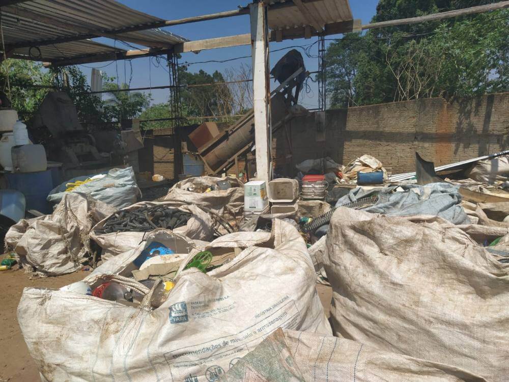 Guarda Civil e Vigilância participam de blitz em oficinas e depósitos