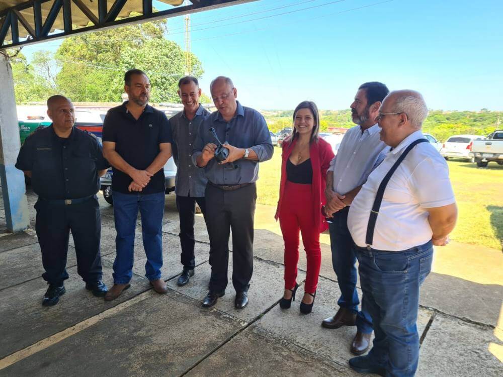 Prefeito visita Guarda e conhece funcionalidades do drone