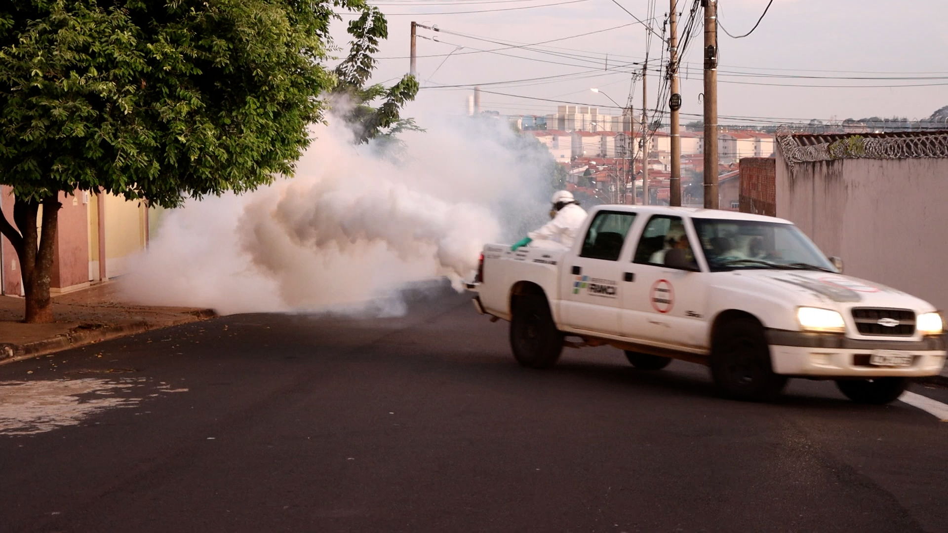 Fumacê atende ao Parque das Esmeraldas e Santa Bárbara