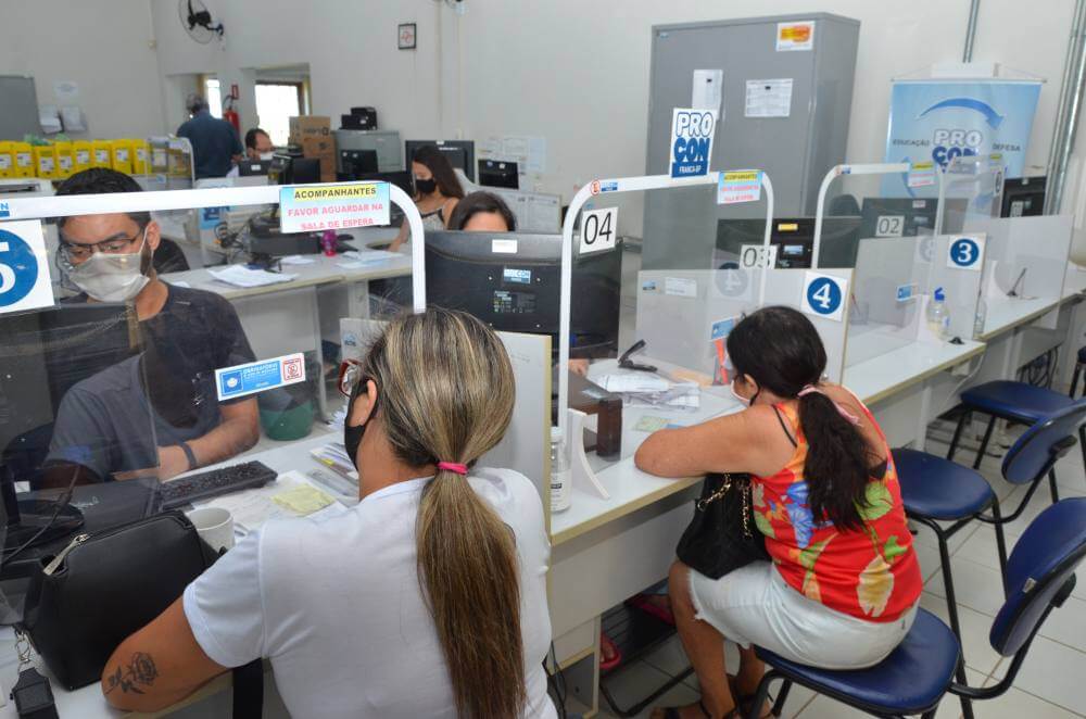 No Dia do Consumidor, Procon fará plantão no centro da cidade