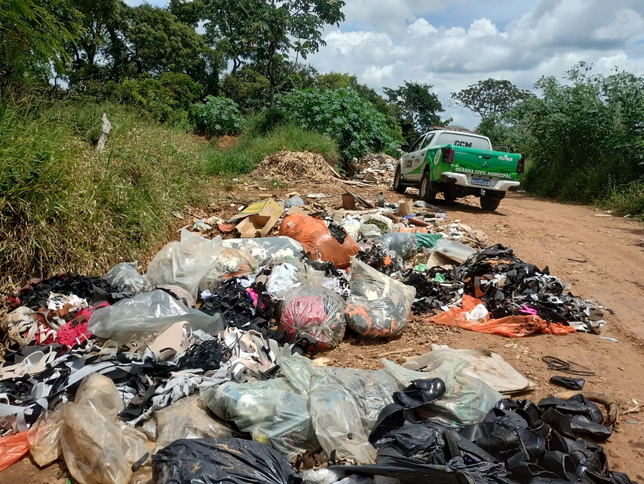 Meio Ambiente recolhe cerca de 200 metros cúbicos de materiais em áreas públicas por dia