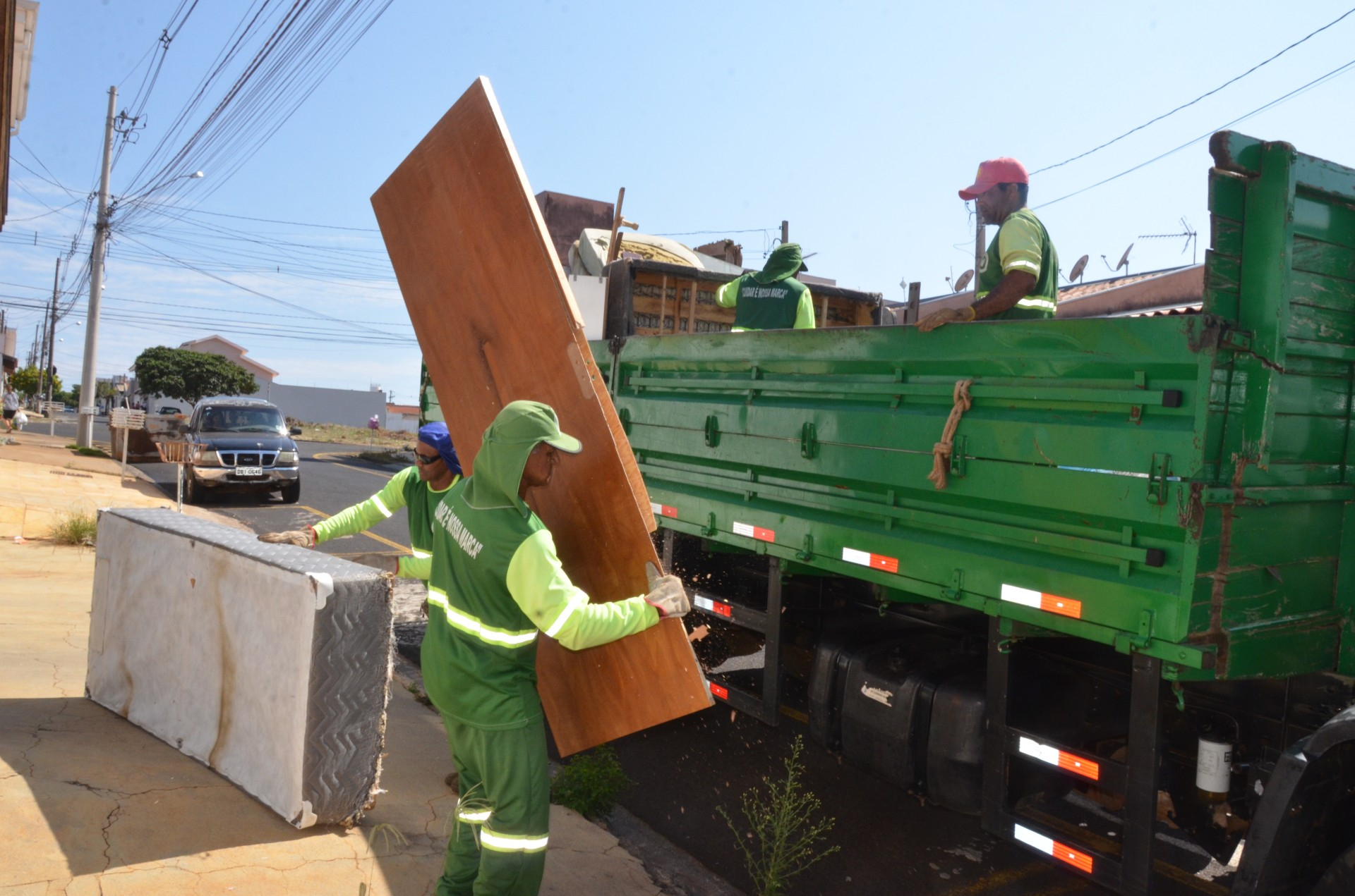 Sábado tem Arrastão da Limpeza em 61 bairros da Região Oeste