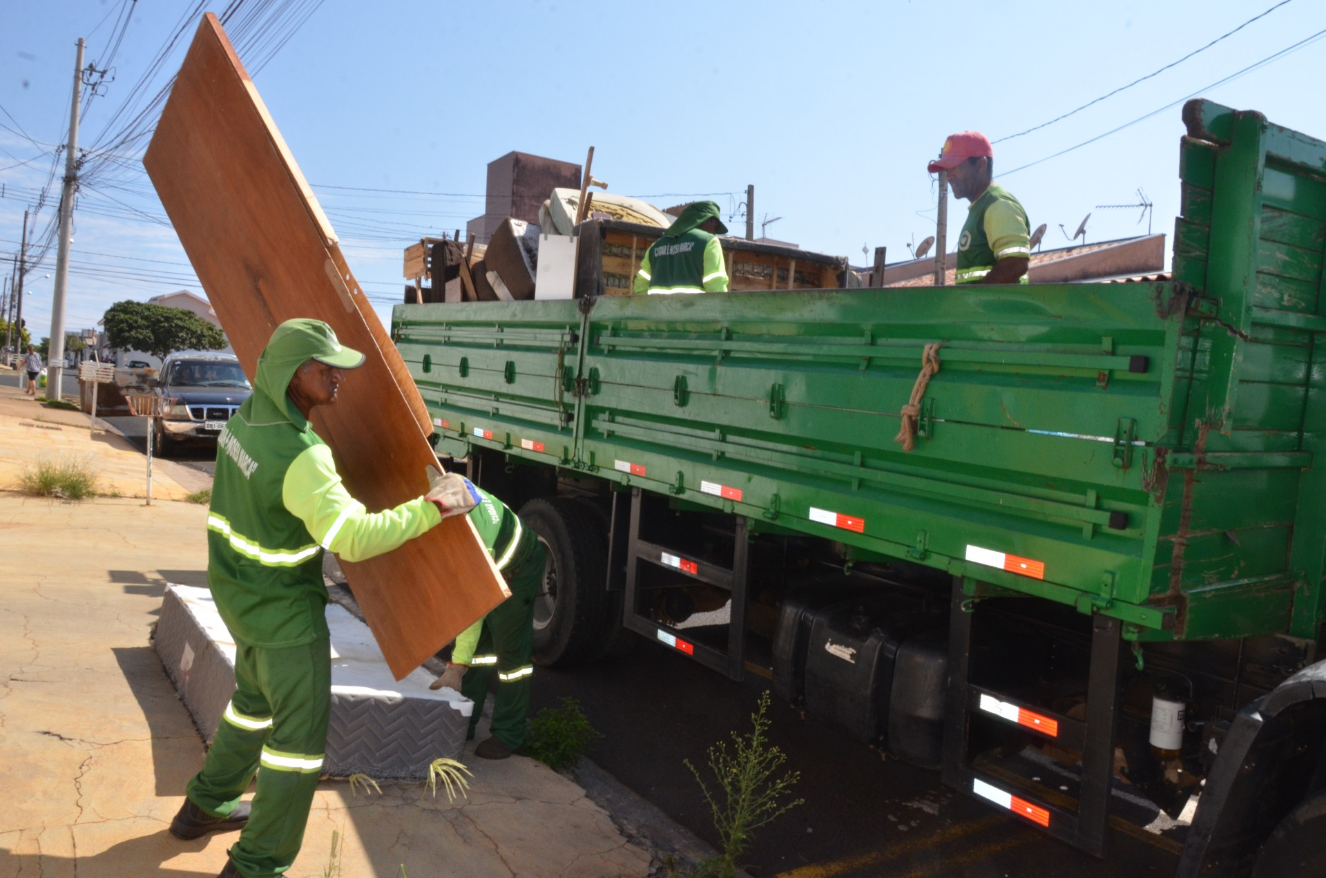 Arrastão da Limpeza atenderá a 12 bairros da Região Sul neste sábado