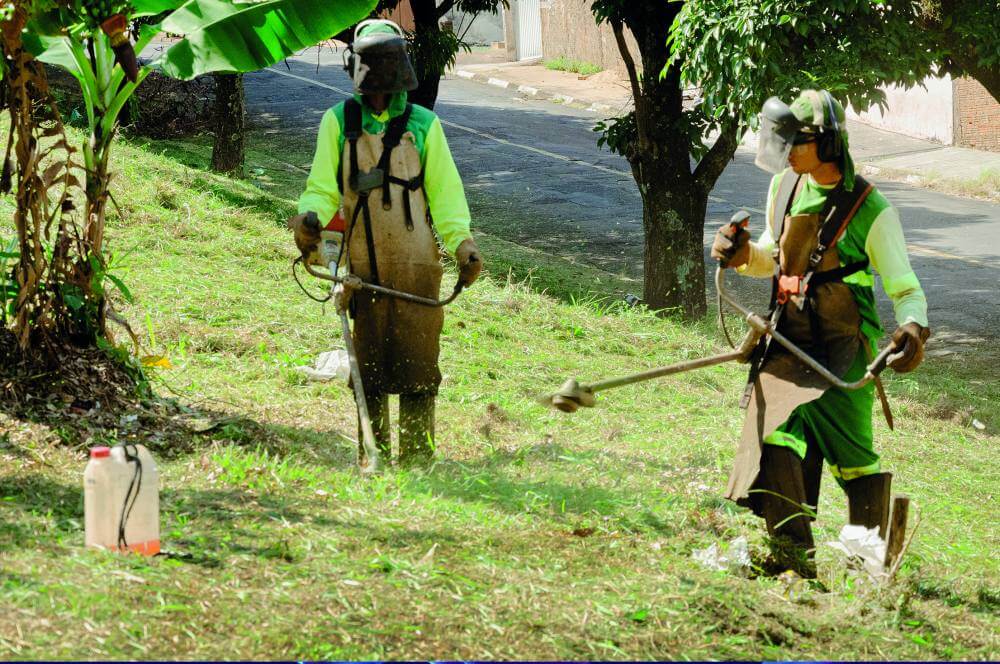 Limpeza pública atende a Vila Imperador e Parque São Jorge
