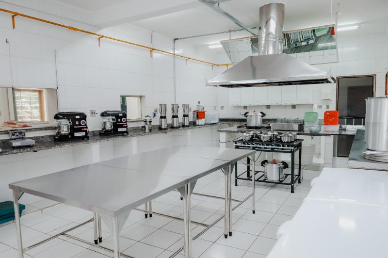 Ação Social inaugura Cozinhalimento e Banco de Alimentos