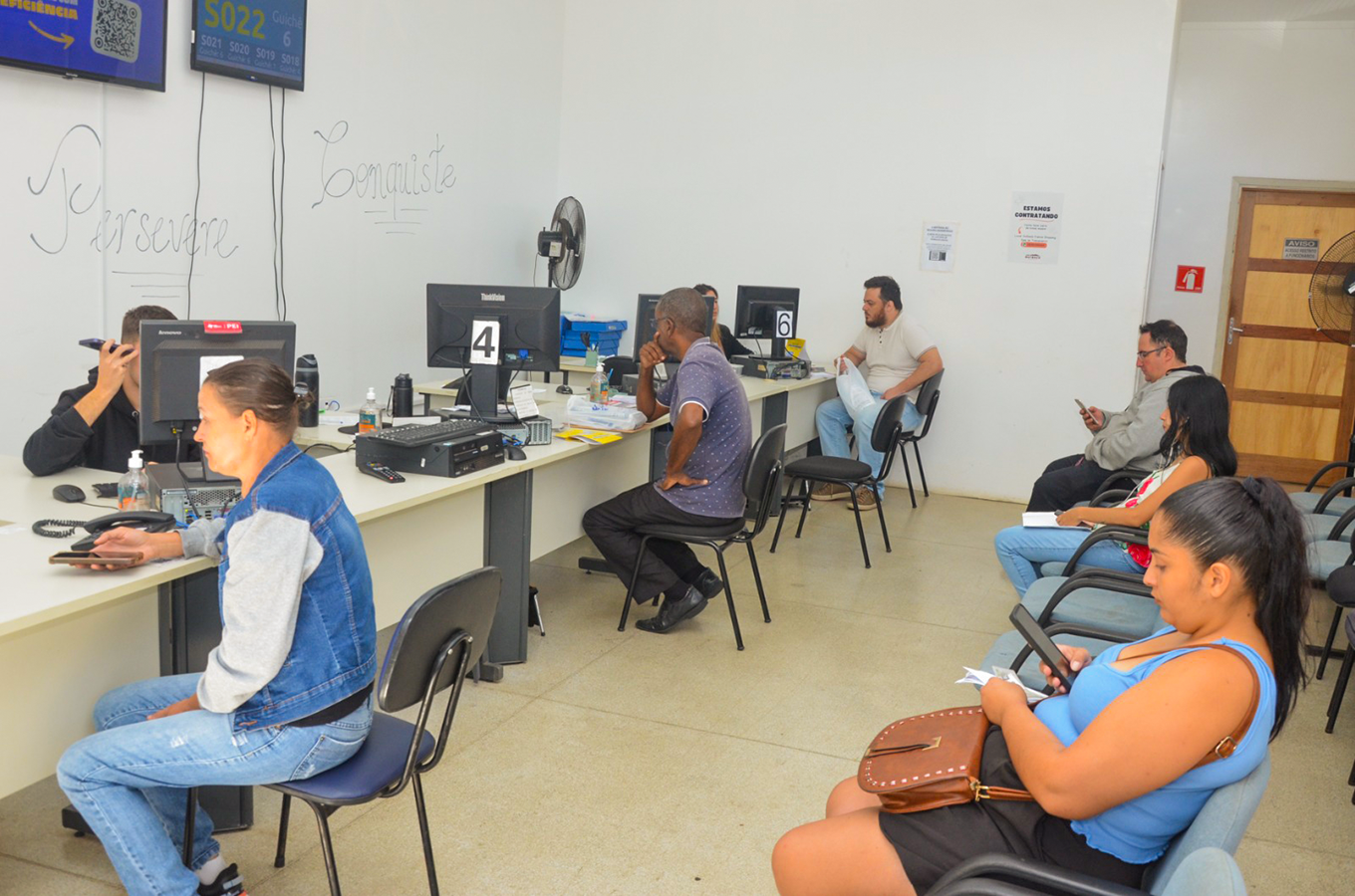 Emprega Franca começa semana com 162 vagas