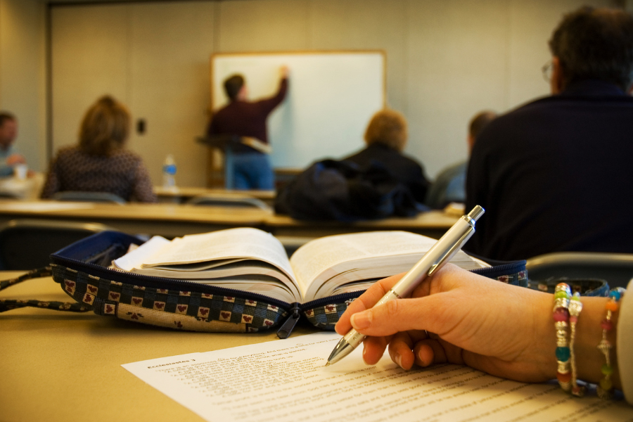 Matrículas da Educação de Jovens e Adultos seguem até o dia 28