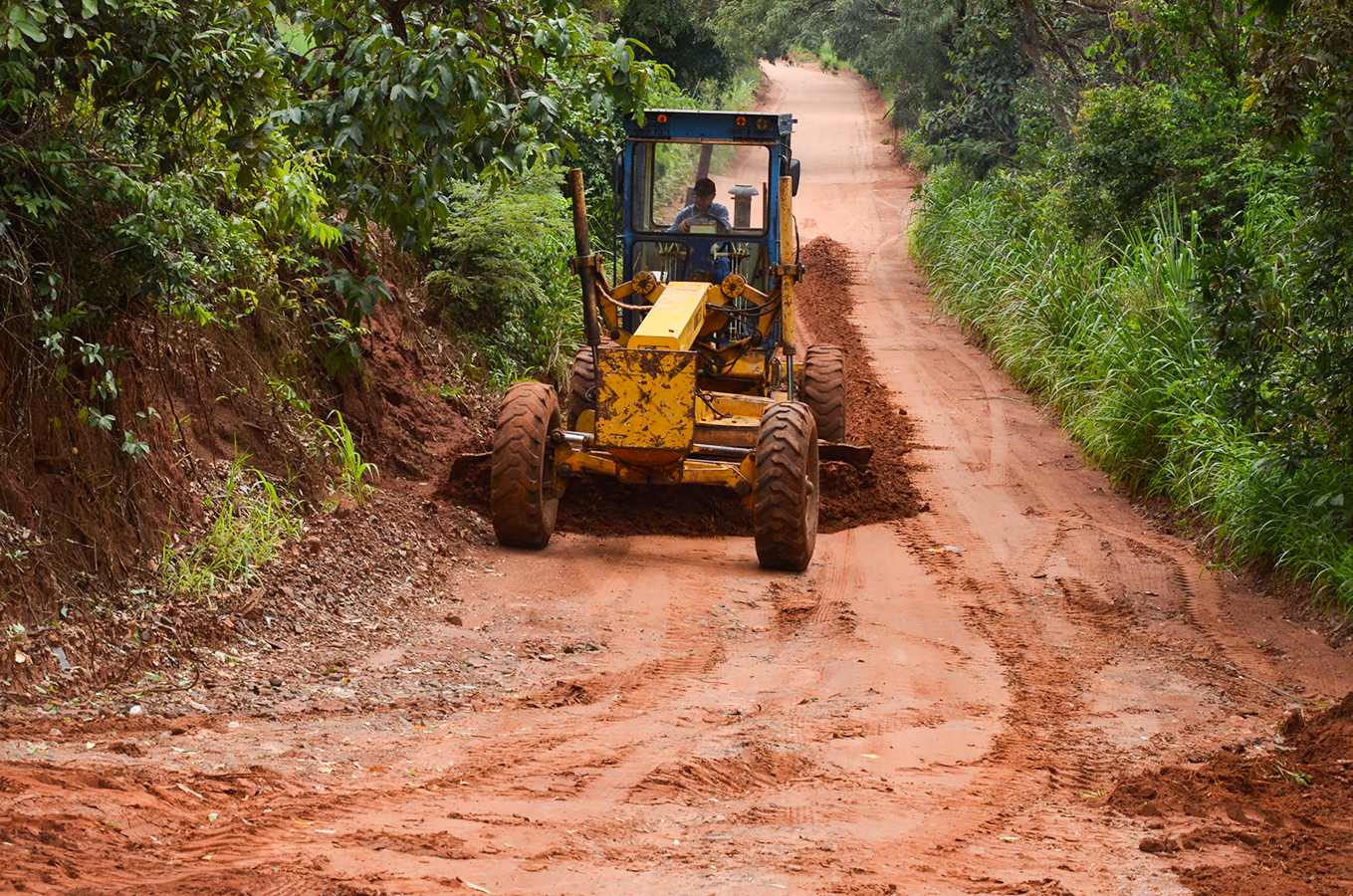 Meio Ambiente intensifica recuperação de estradas rurais