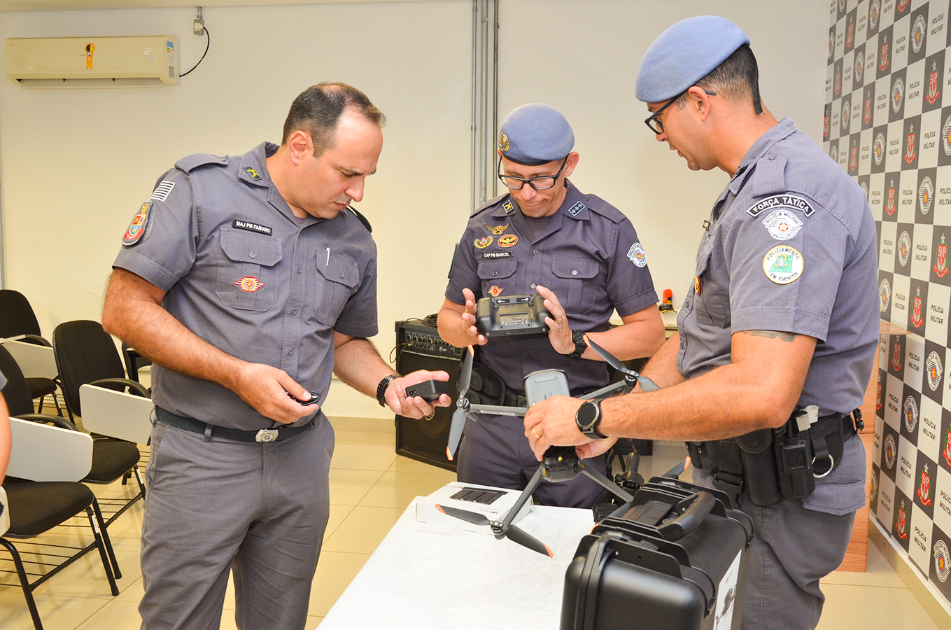 Prefeitura entrega drone para Polícia Militar
