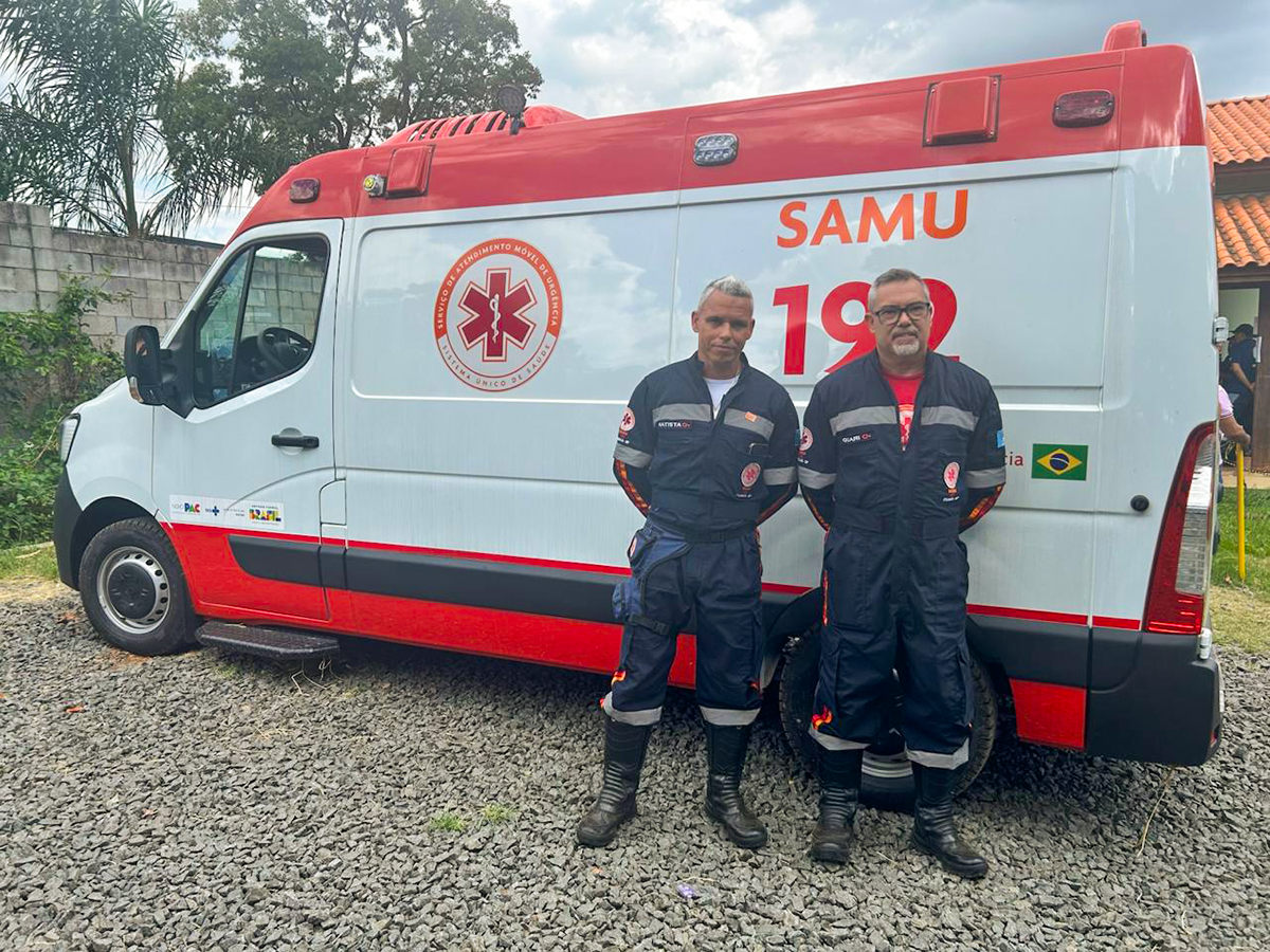 Franca recebe duas novas viaturas para o SAMU