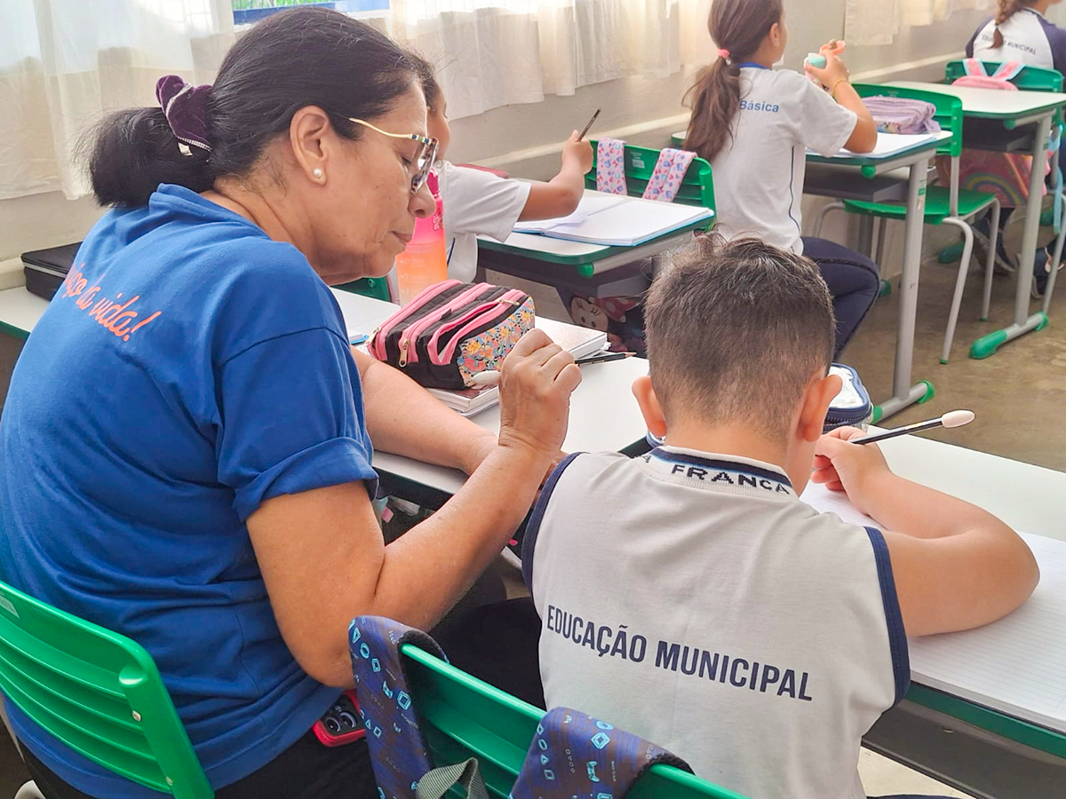 Inclusão: Educação vai ampliar quadro de professores de apoio