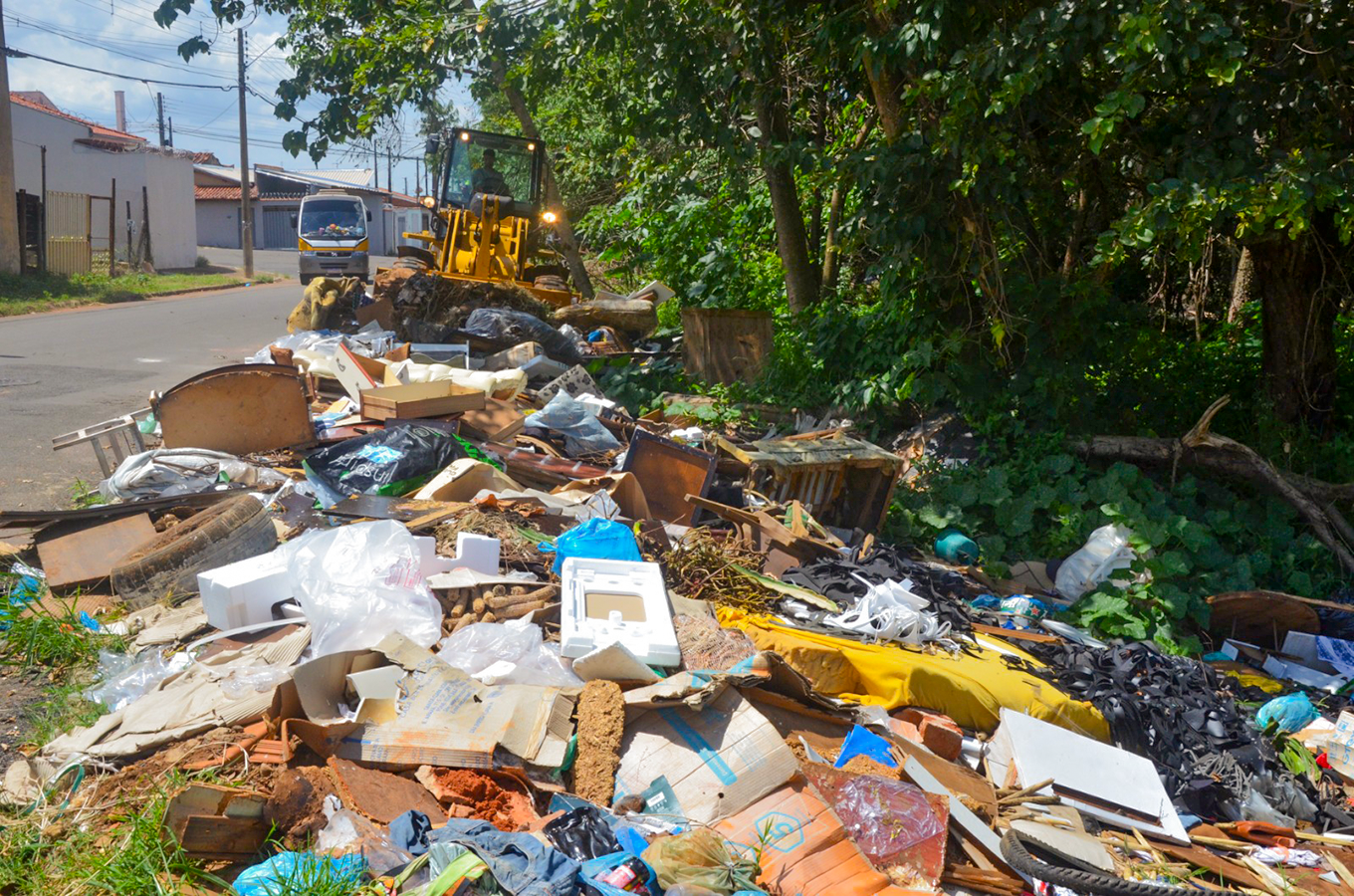 Meio Ambiente segue com ações para coibir descarte irregular