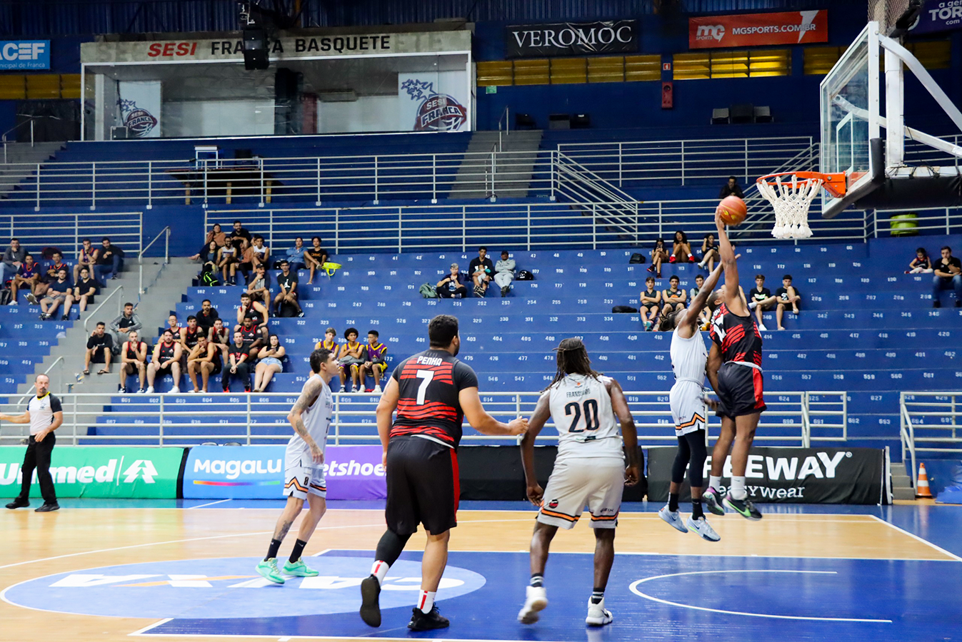 Oitos jogos marcam rodada da Copa Franca de Basquete