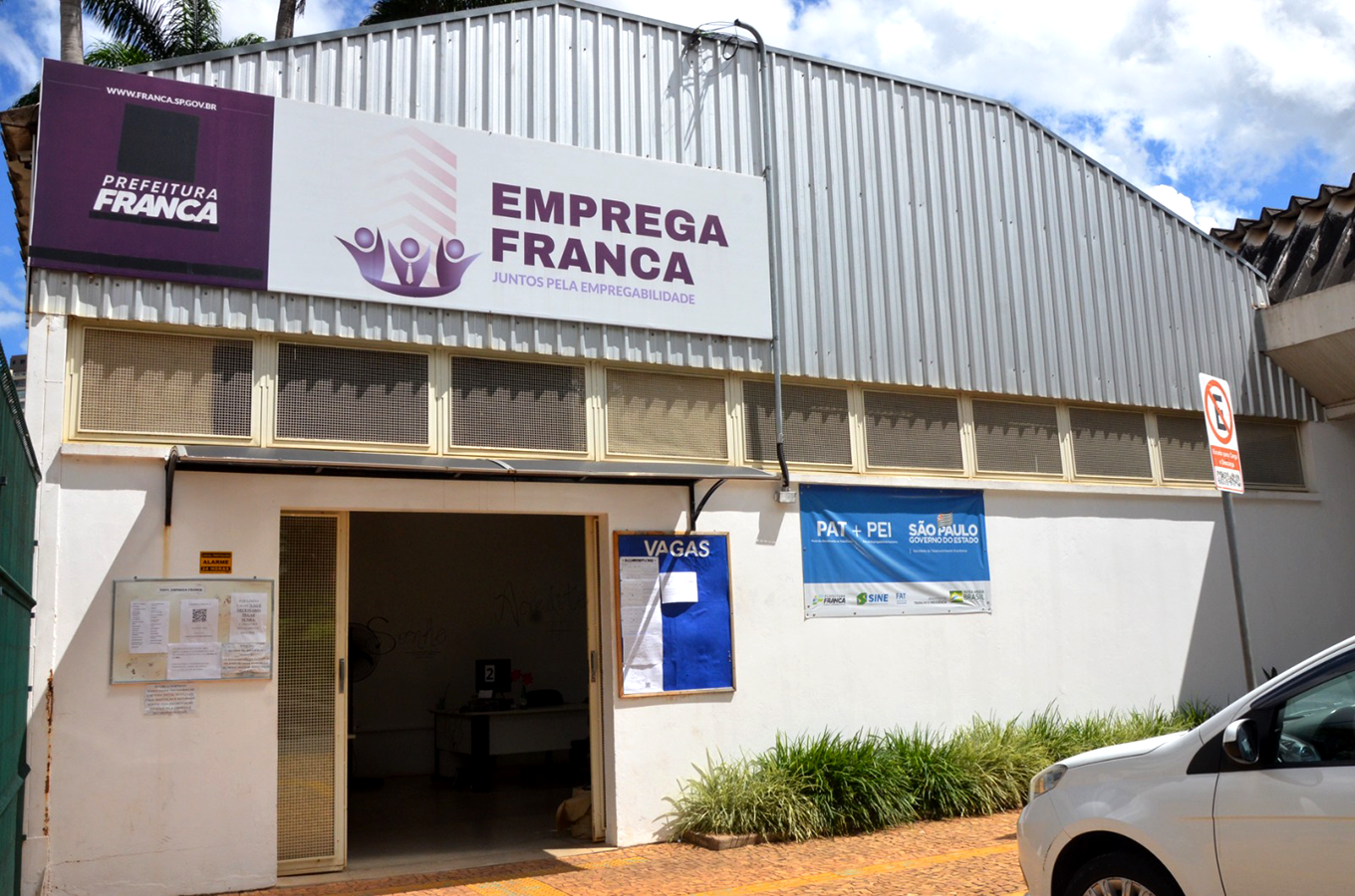 Emprega Franca e PAT oferecem 133 vagas de trabalho