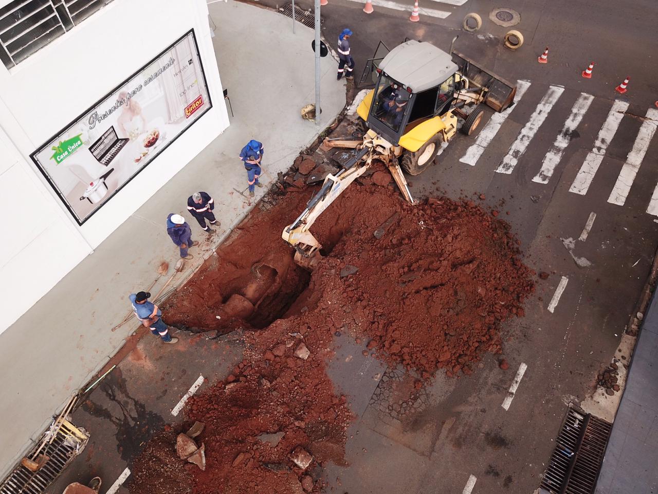 Com mais interdições Prefeitura mantém obras de recuperação