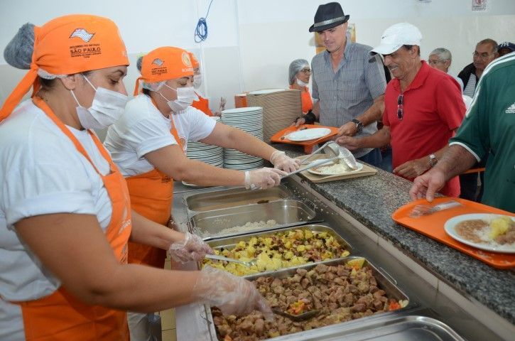Bom Prato comemora 3 anos em Franca
