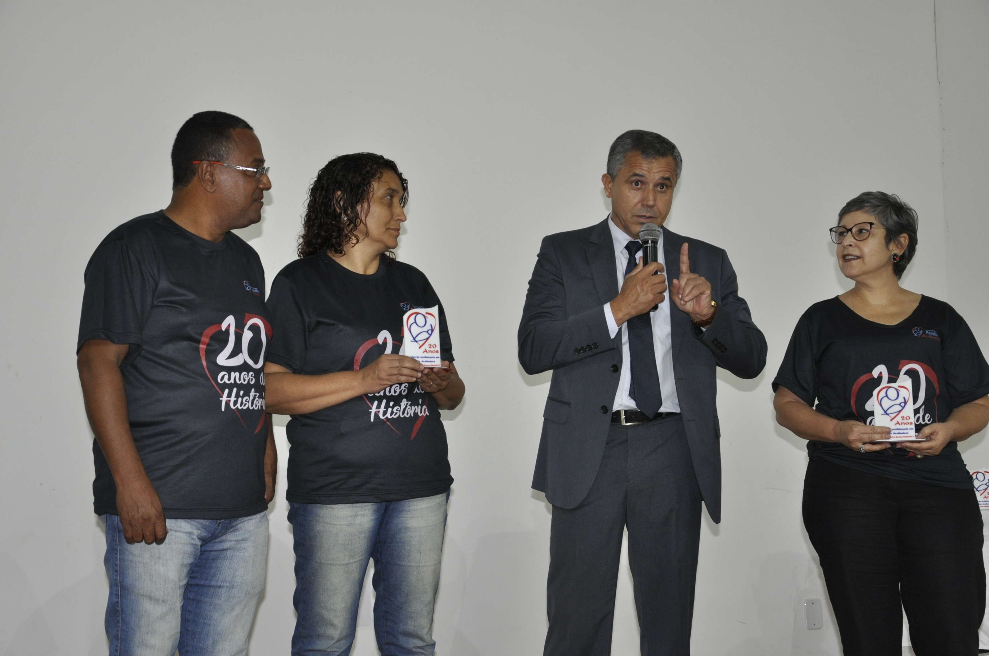 Histórias e emoções marcam os 20 anos do Família Acolhedora