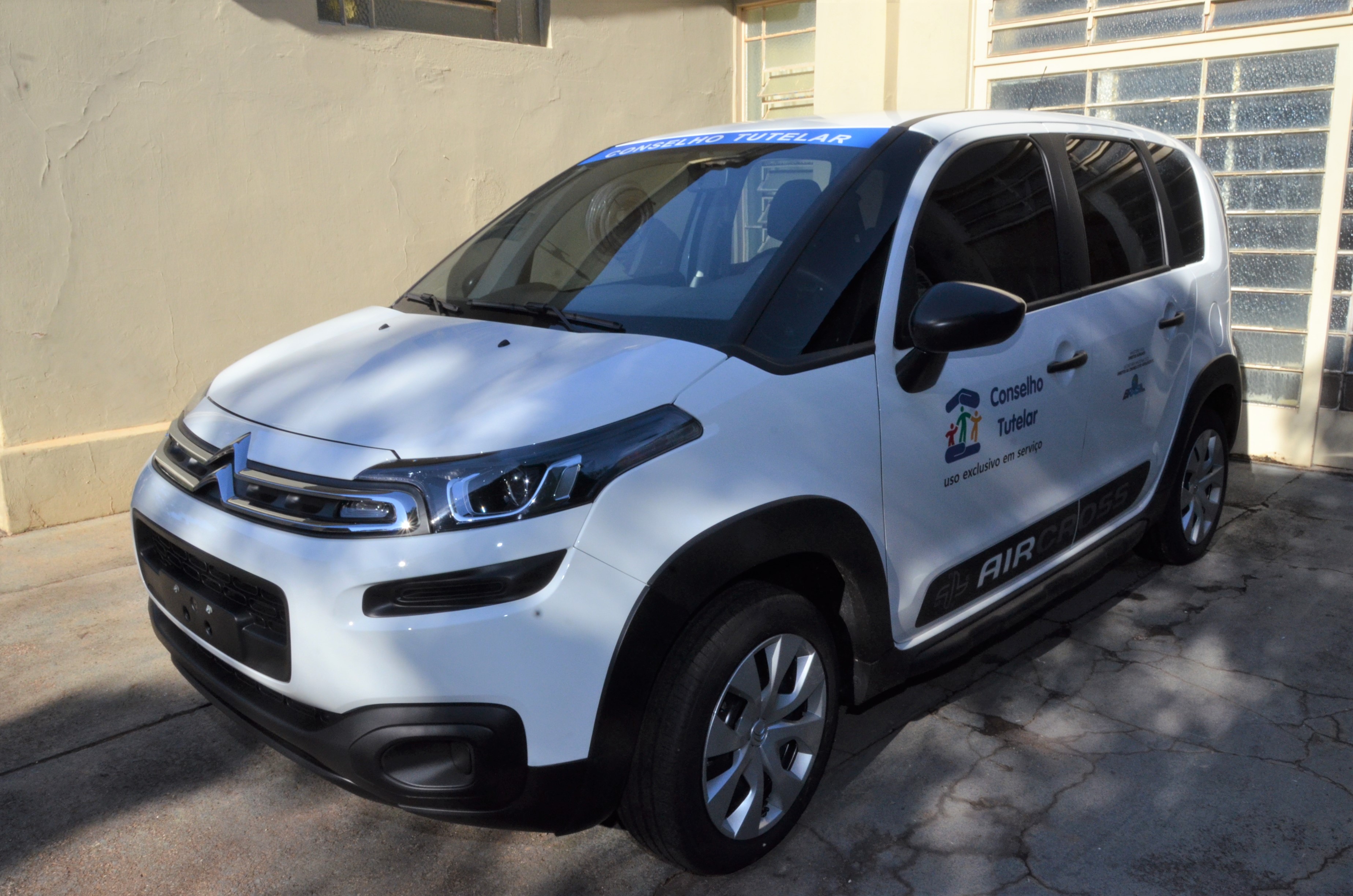 Prefeitura entrega veículo e Kit ao Conselho Tutelar