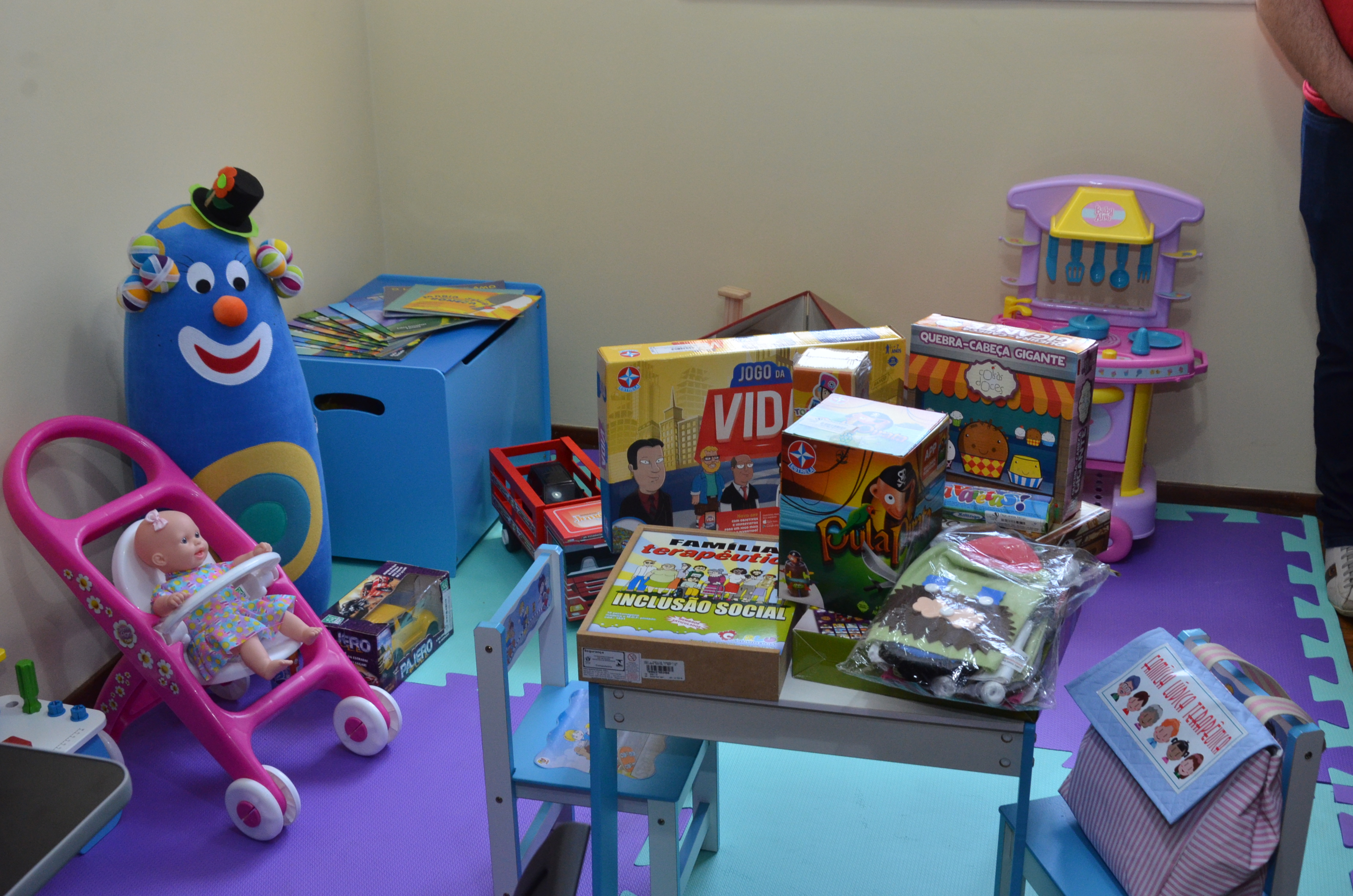 Creas centro inaugura sua Ludoteca
