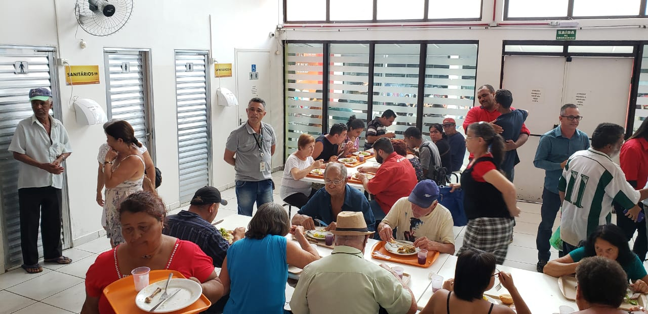 Restaurante Bom Prato reinaugura com 1,5 mil refeições