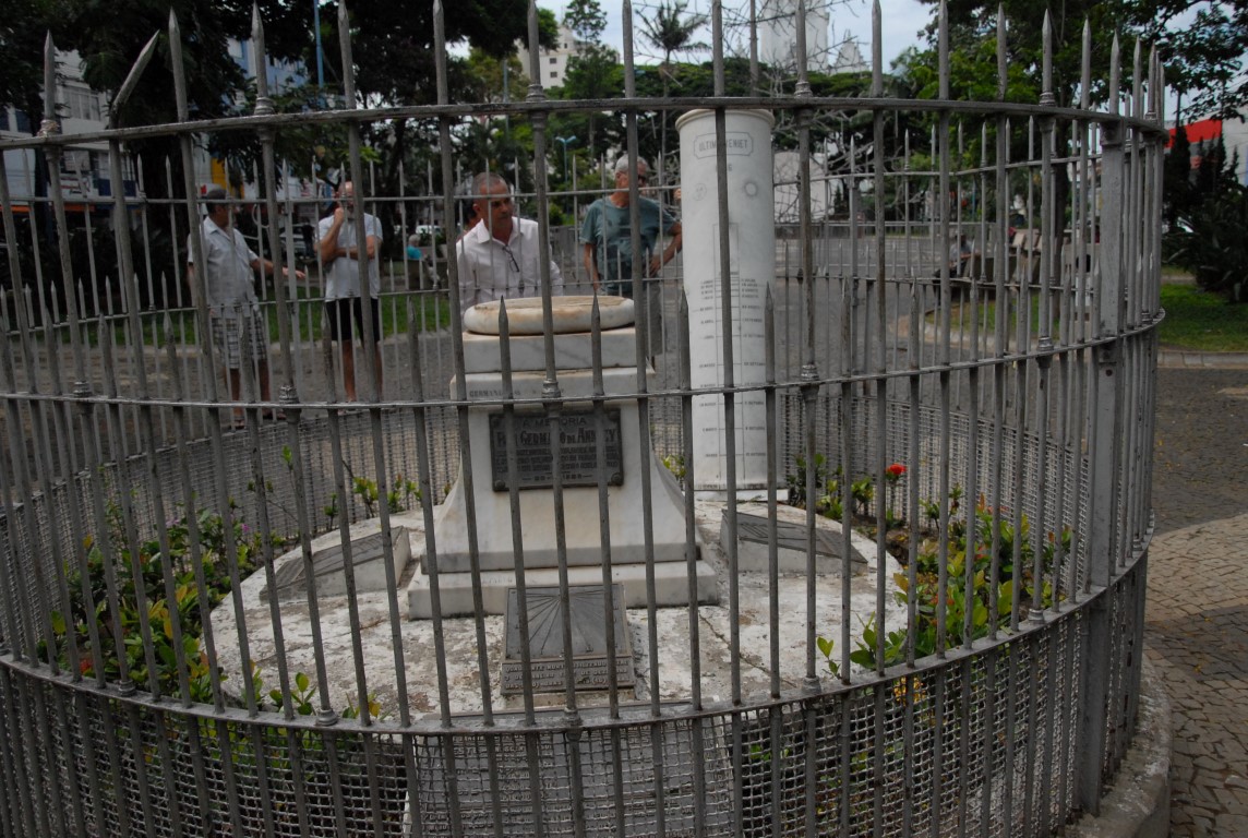 Prefeitura busca meios para recuperar Relógio do Sol