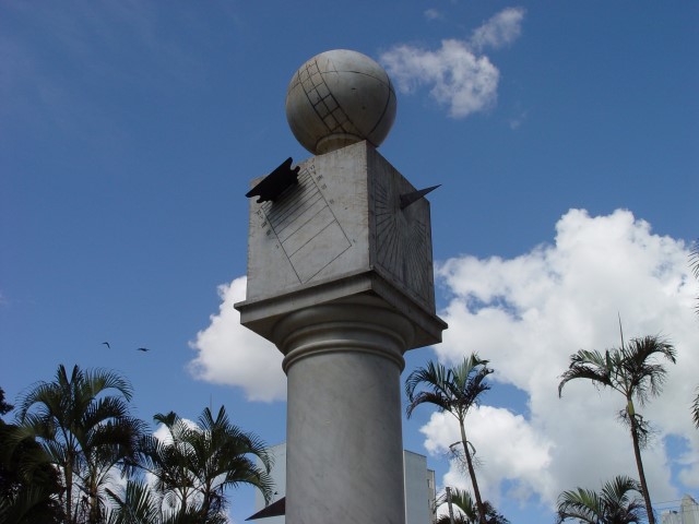 Especialista faz vistoria no Relógio do Sol