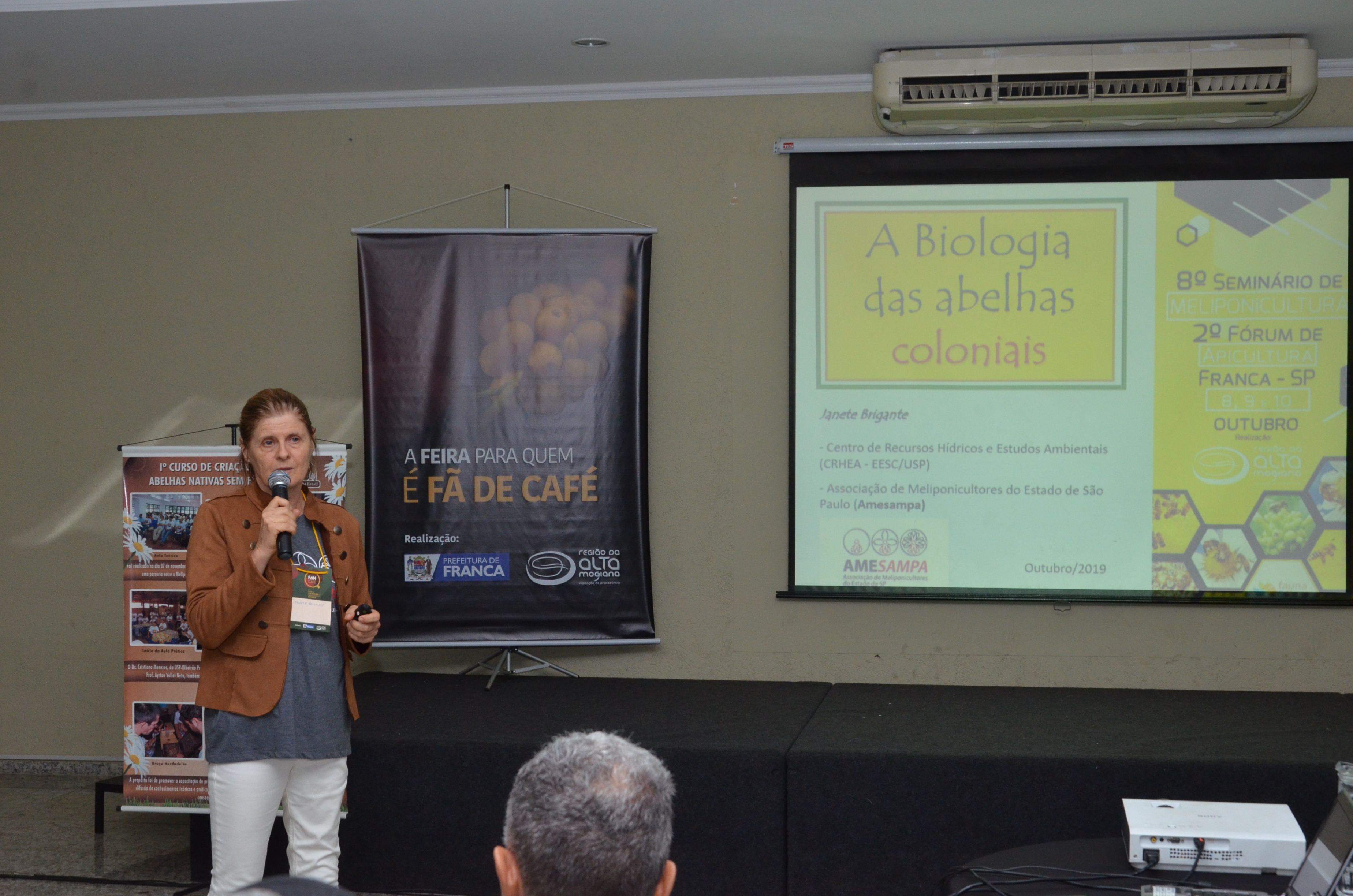 Importância das abelhas é tema do 8º Seminário de Meliponicultura