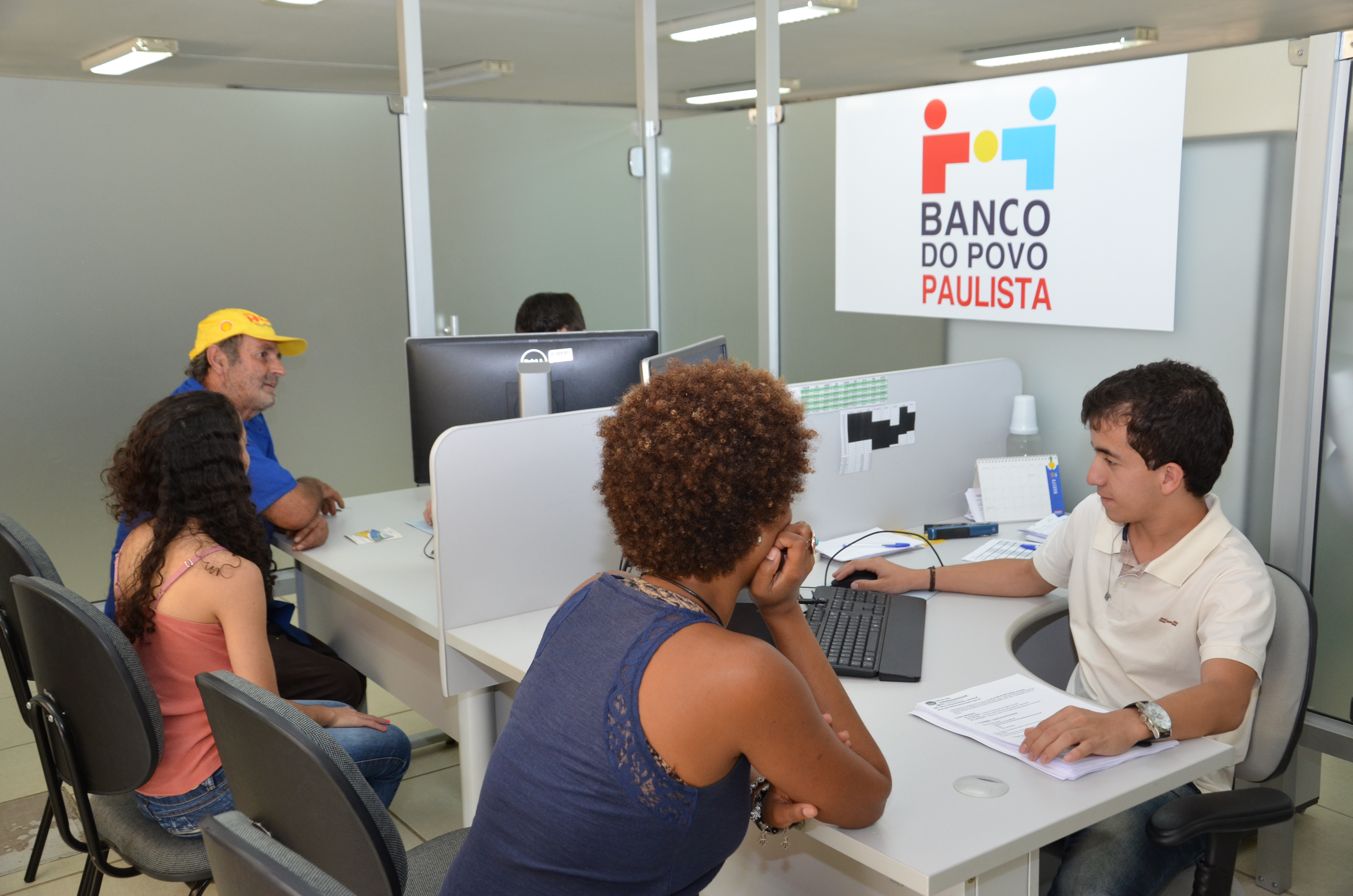 Banco do Povo lança linha de crédito especial