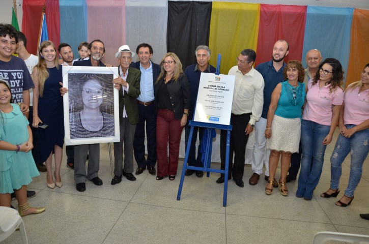 Educadora Municipal dá nome a Creche do Dourado