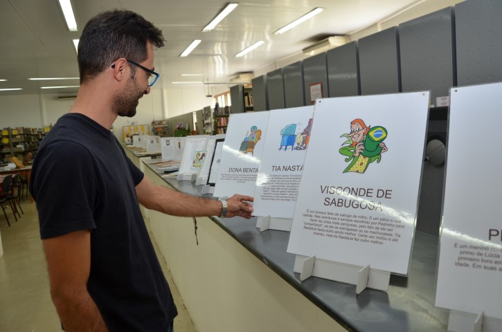 Biblioteca realiza exposição sobre Monteiro Lobato