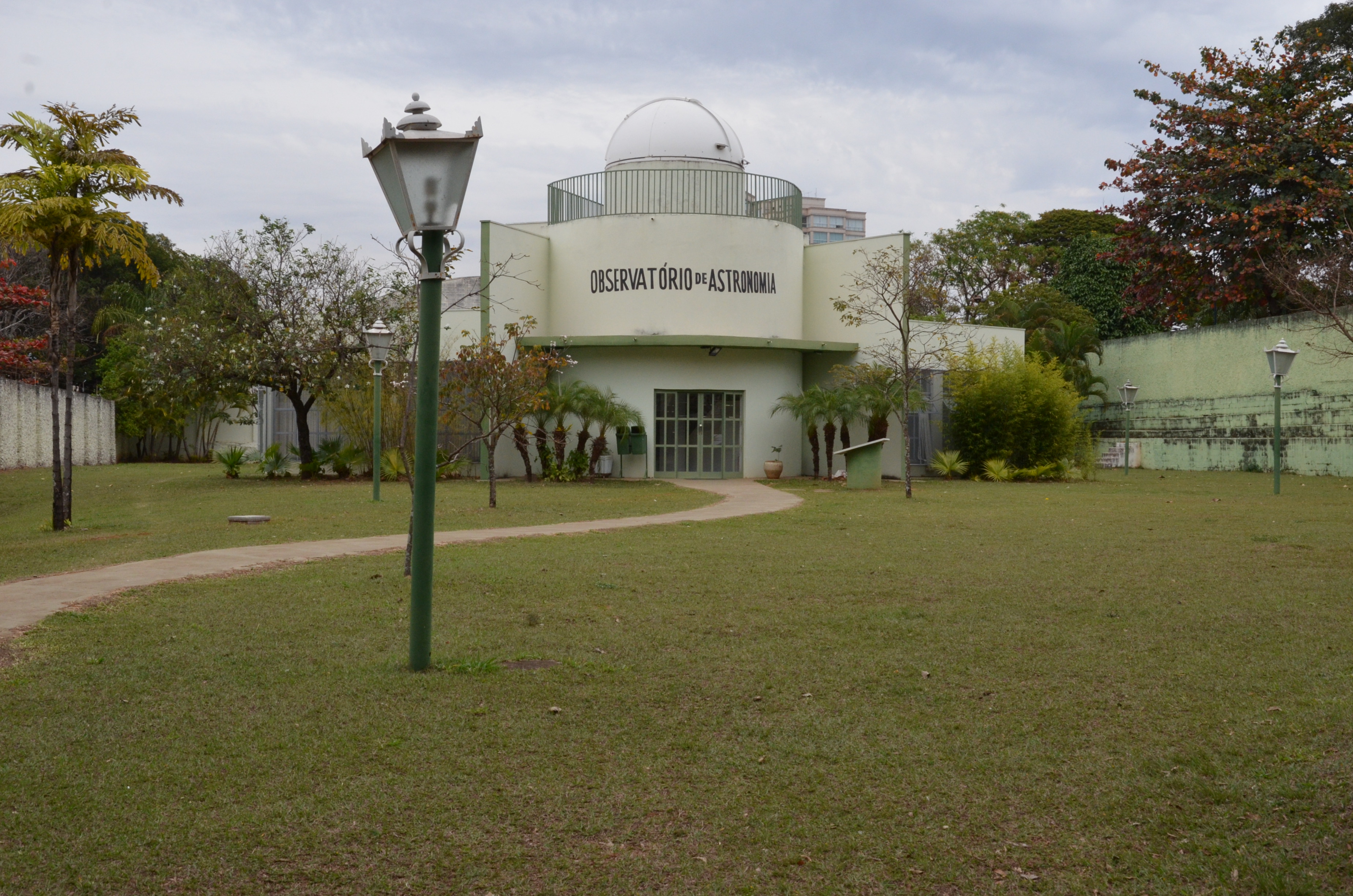 Com duas turmas, Curso de Astronomia começa dia 10