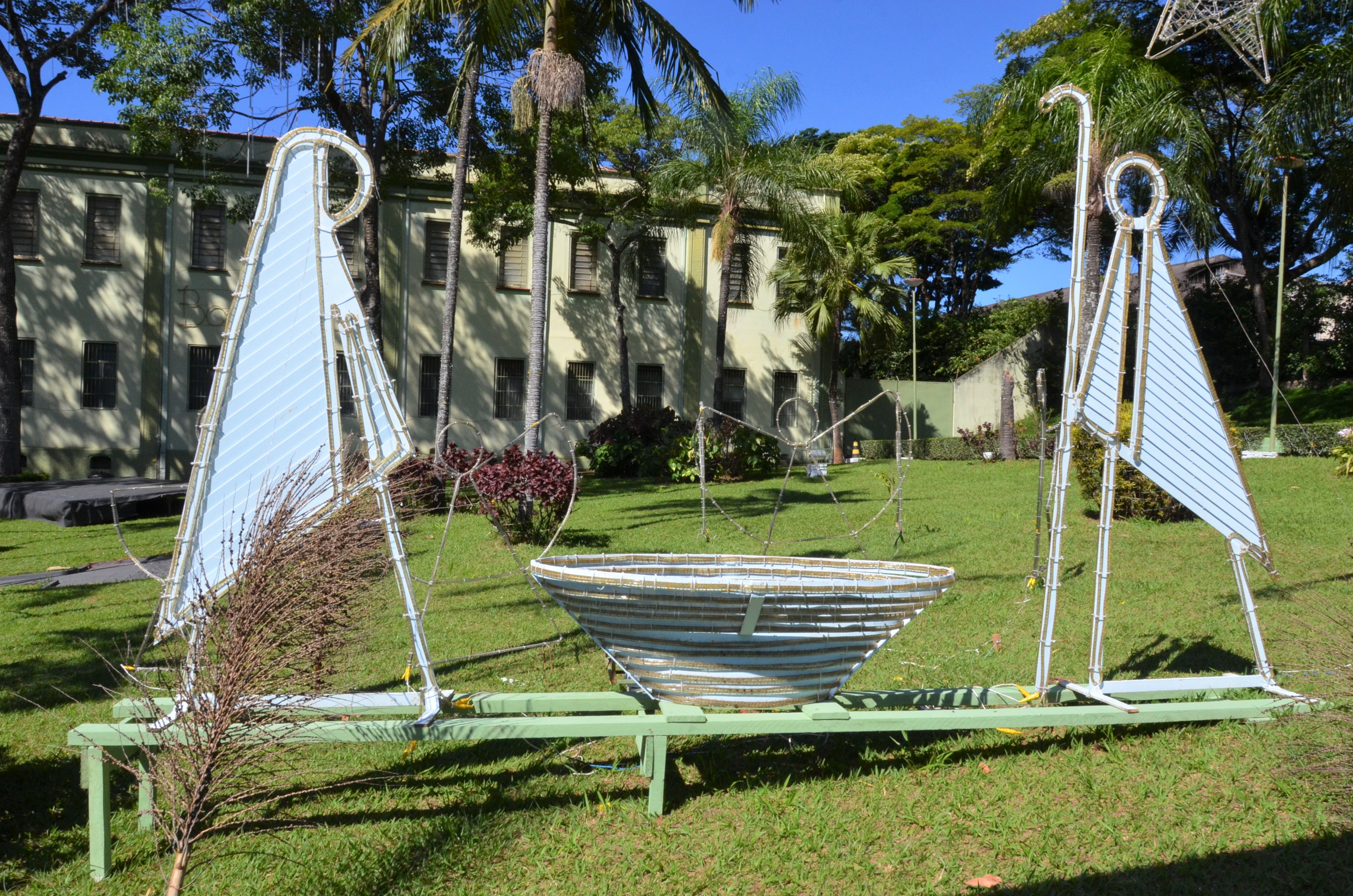 Natal de Luz ilumina o Champagnat nesta terça-feira