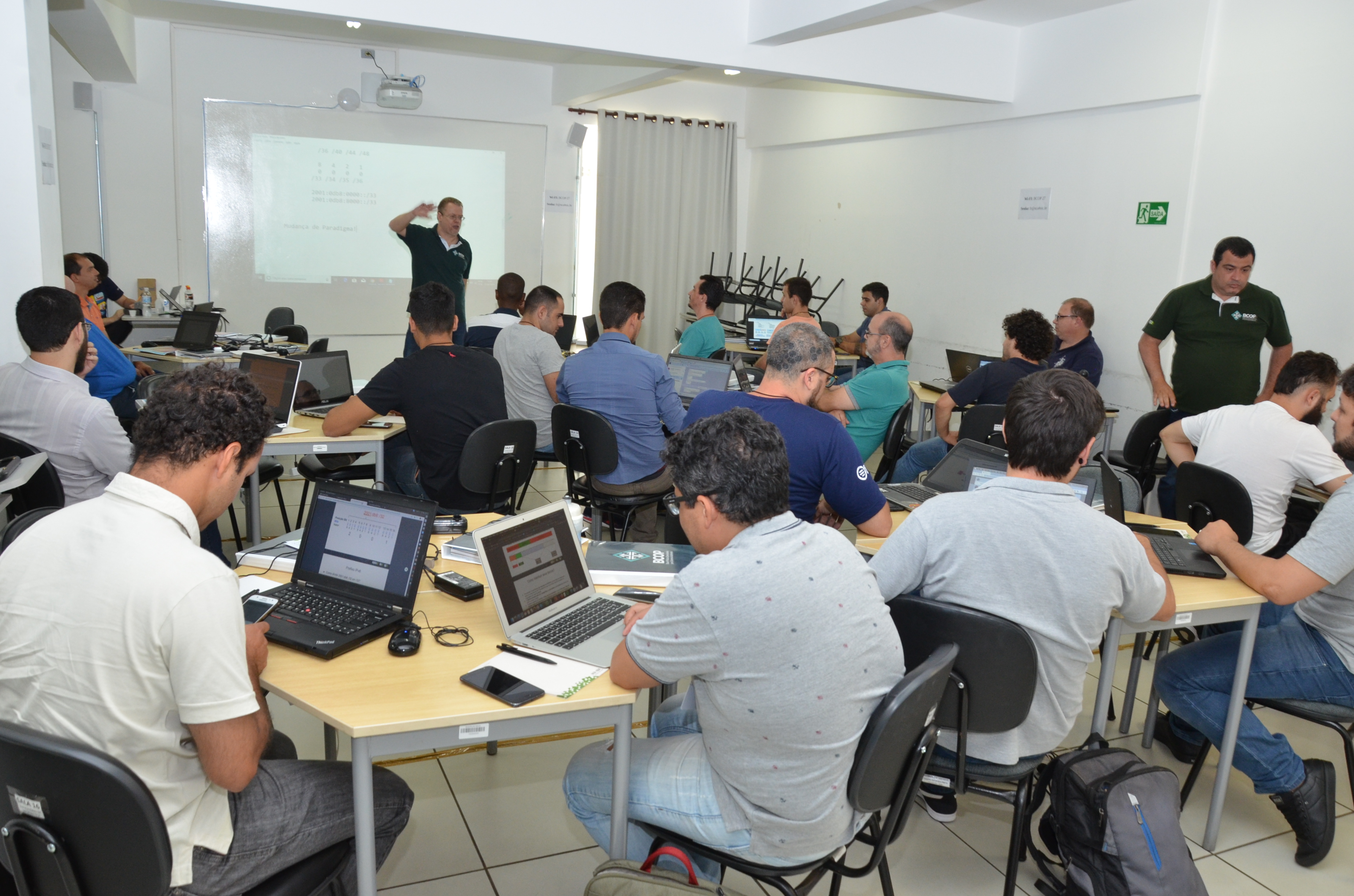 Prefeitura oferece curso sobre boas práticas e internet segura