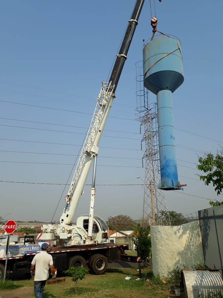 Prefeitura substitui reservatórios dágua em creches e escolas