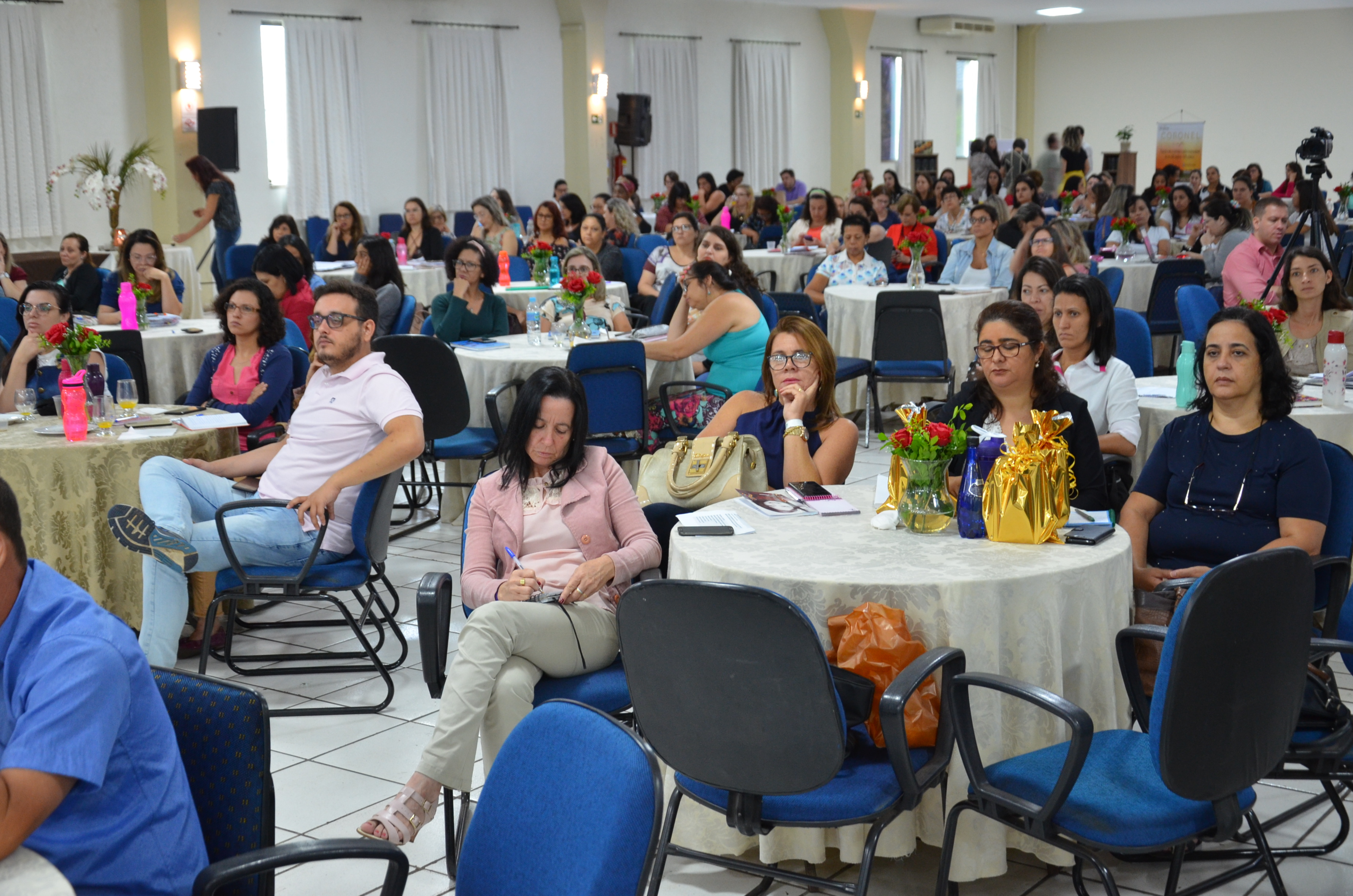 Seminário produz proposta sobre políticas para os autistas