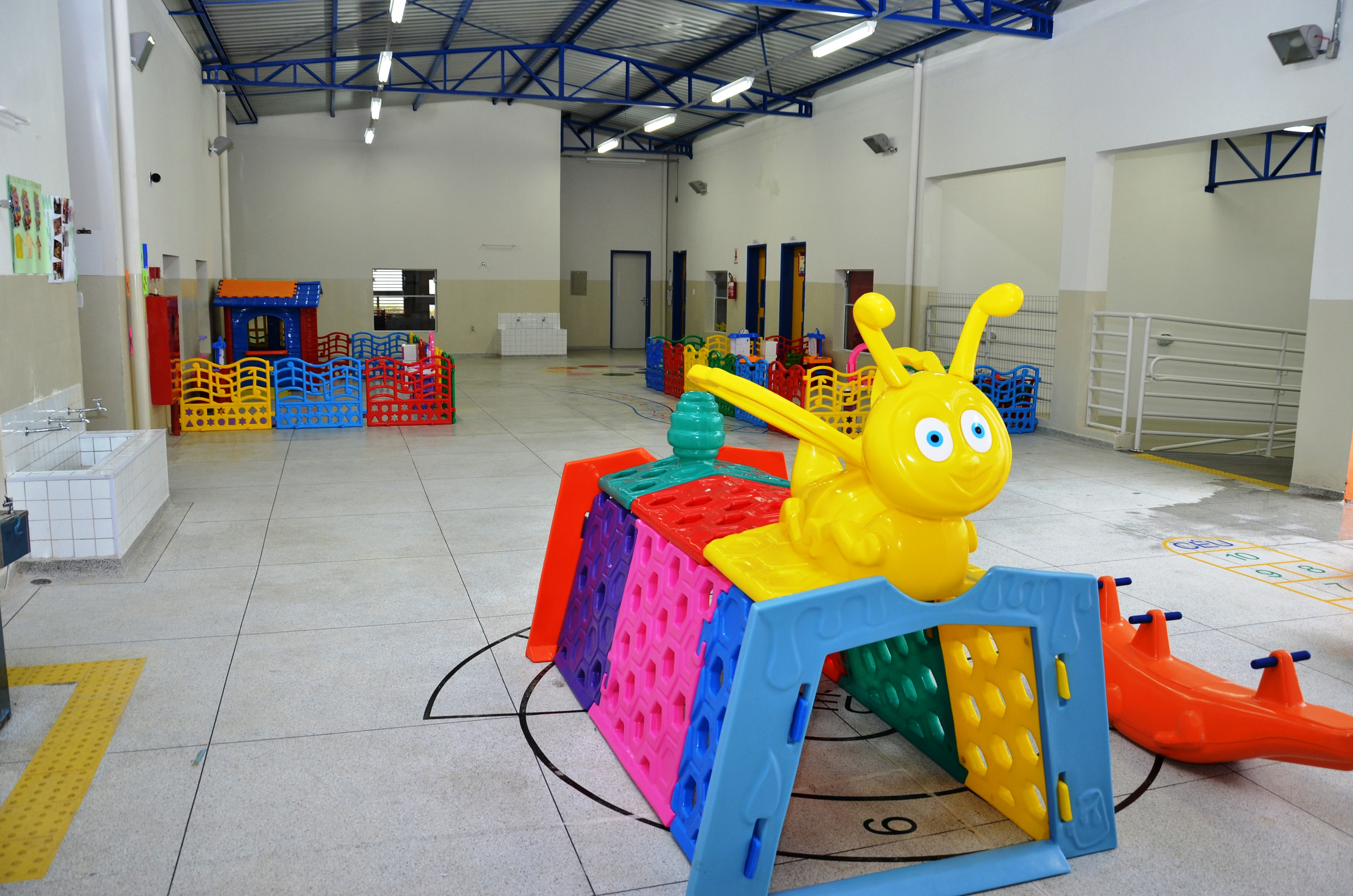 Matrículas nas creches seguem até sexta-feira