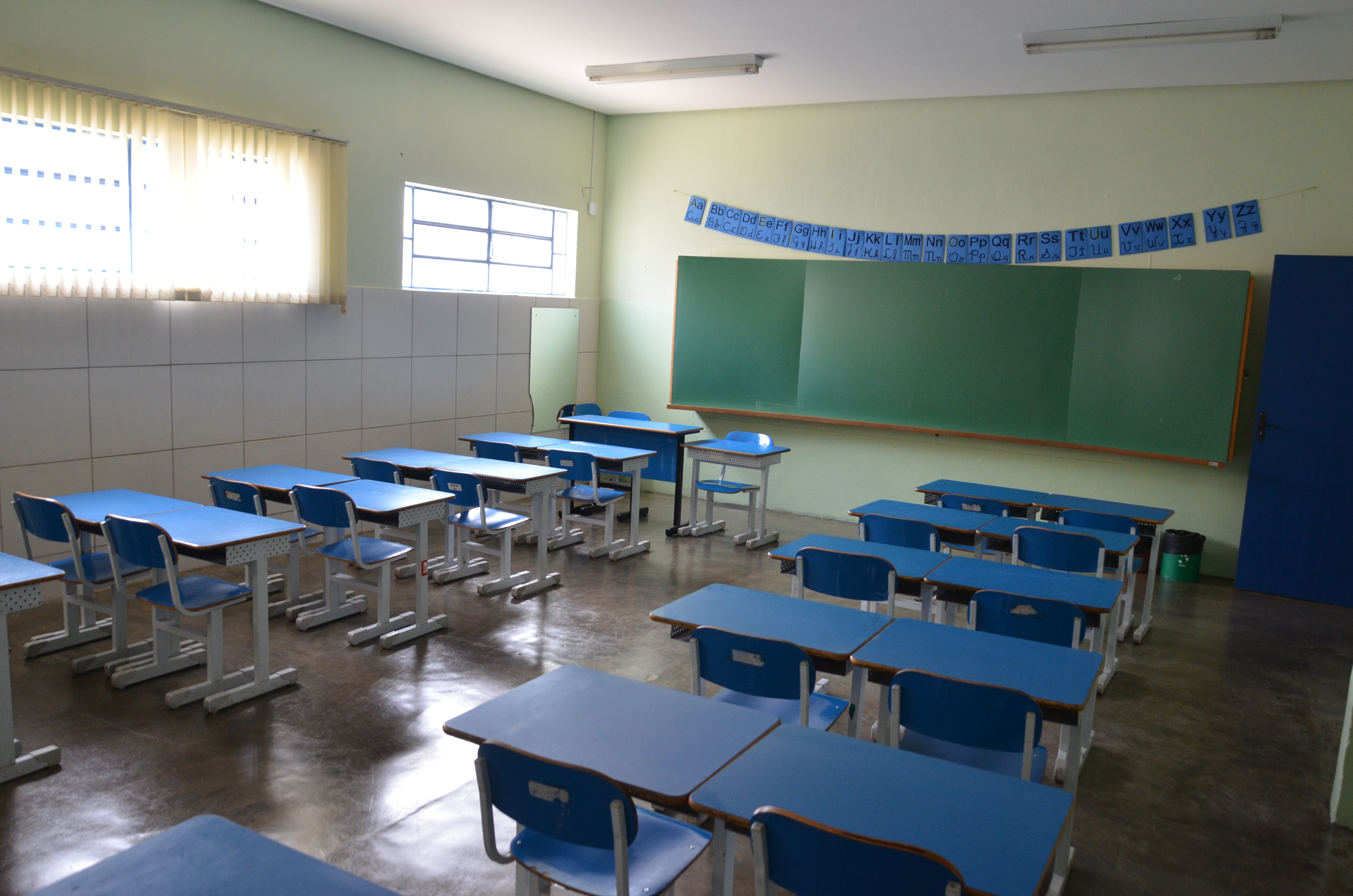 Escola do Cubatão volta a funcionar